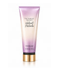 VS:Velvet petals